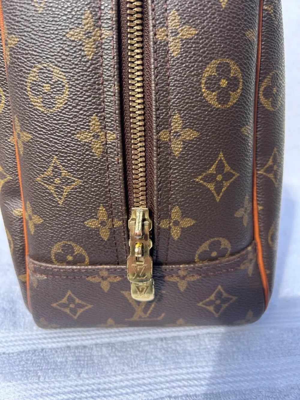 Auth Louis Vuitton MMonogram Deauville M47270 Hand Bag GOOD CONDITION! - Picture 9 of 16